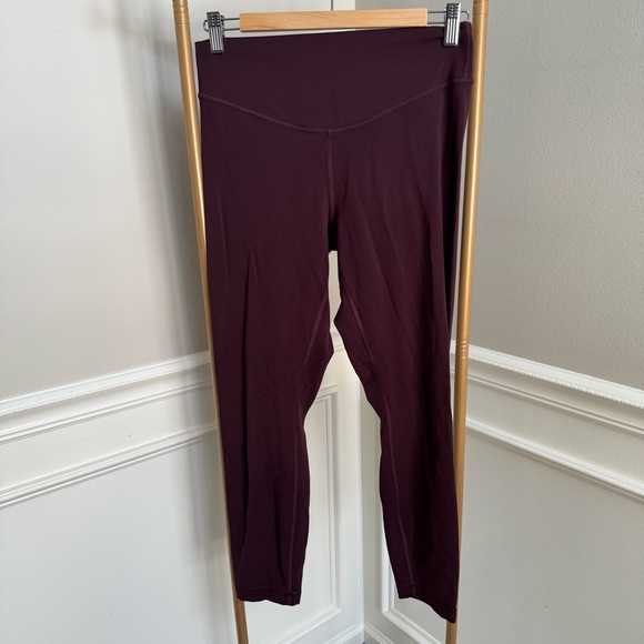 Wunder Under Nulu High-Rise Tight 25" in Plum - Picture 3 of 6